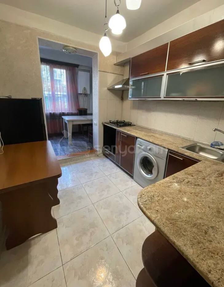 2 Սենյականոց Բնակարան, 63քմ, 2/5 հարկ, Կոսմետիկ Վերանորոգված