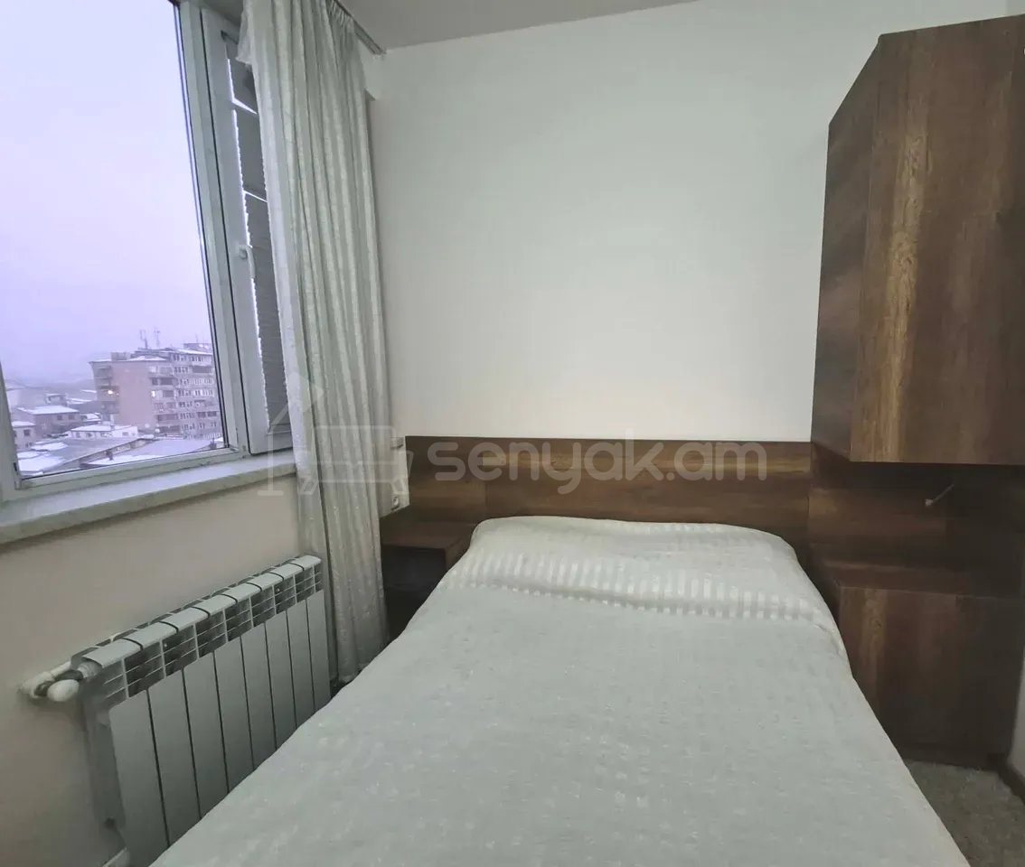 1 Սենյականոց Բնակարան, 45քմ, 8/9 հարկ, Կապիտալ Վերանորոգված, Կահավորված