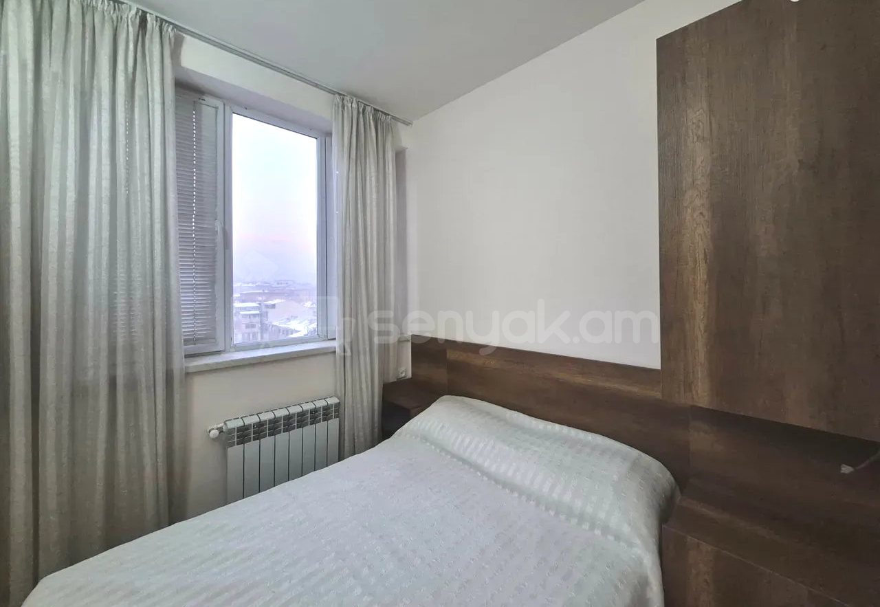 1 Սենյականոց Բնակարան, 45քմ, 8/9 հարկ, Կապիտալ Վերանորոգված, Կահավորված