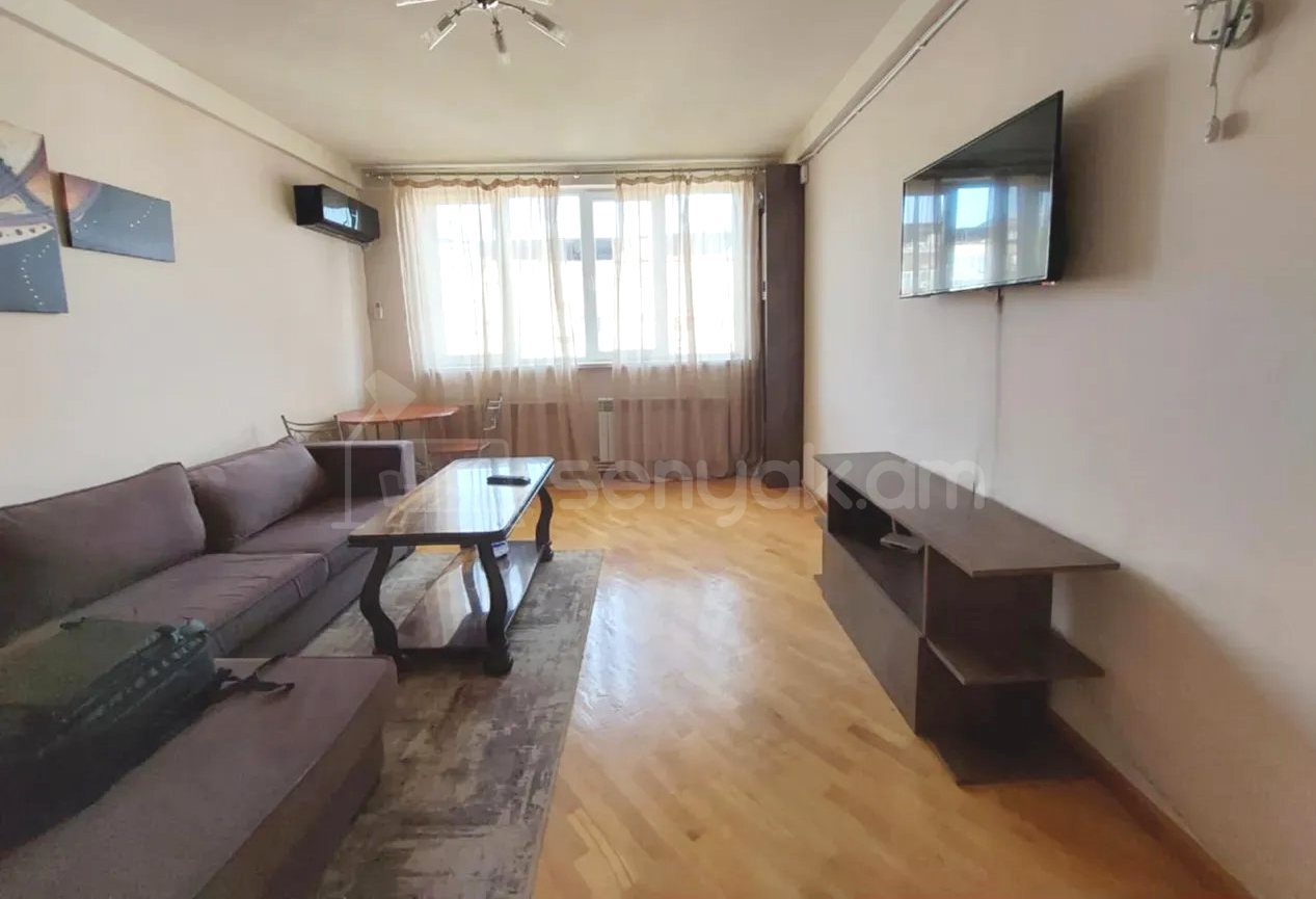 1 Սենյականոց Բնակարան, 45քմ, 8/9 հարկ, Կապիտալ Վերանորոգված, Կահավորված