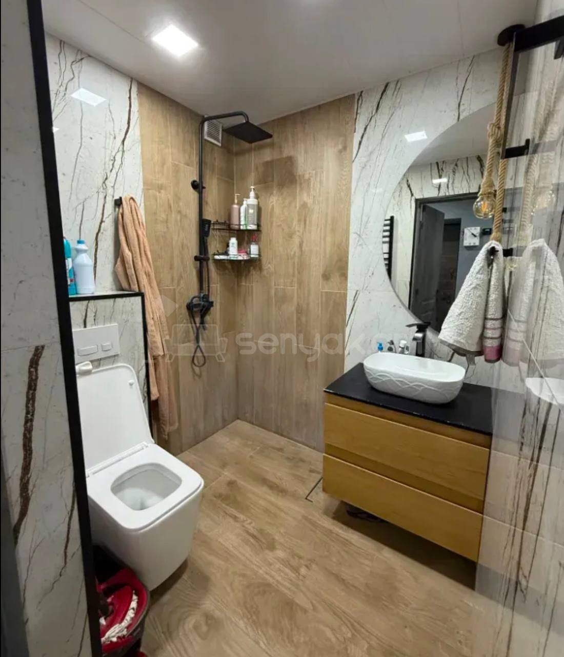2 Սենյականոց Բնակարան Քարե Շենքում, 42քմ, 4/5 հարկ, Կապիտալ Վերանորոգված