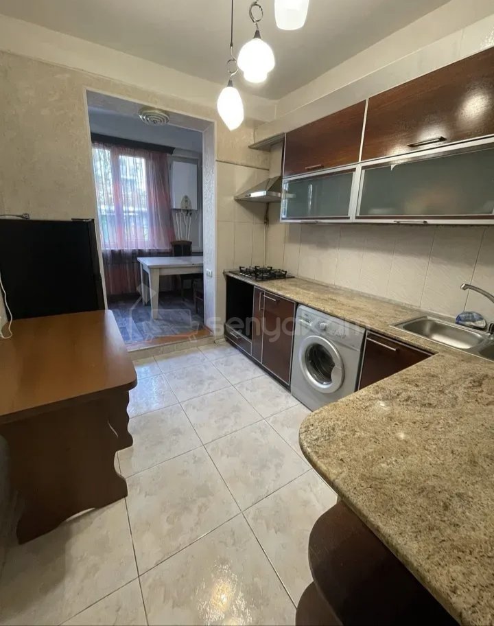 2 Սենյականոց Բնակարան, 63քմ, 2/5 հարկ, Նորմալ Վիճակում