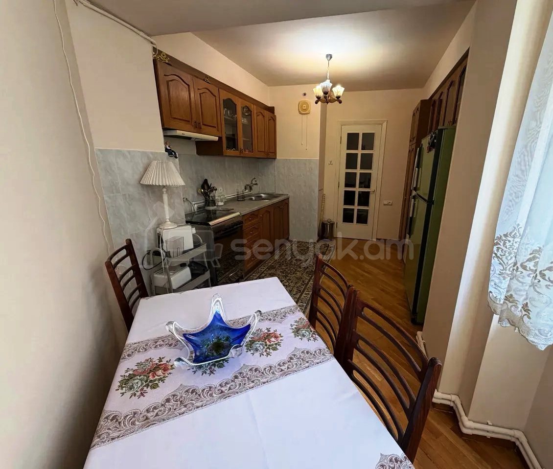 2 Սենյականոց Բնակարան, 82քմ, 5/9 հարկ, Կոսմետիկ Վերանորոգված, Կահավորված