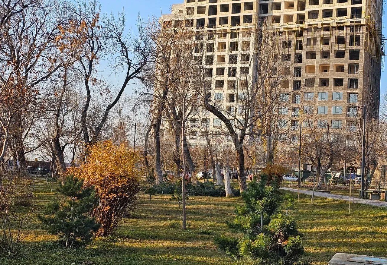 3 Սենյականոց Բնակարան Նորակառույց Քարե Շենքում, 80քմ, 13/16 հարկ, Կապիտալ Վերանորոգված, Կահավորված