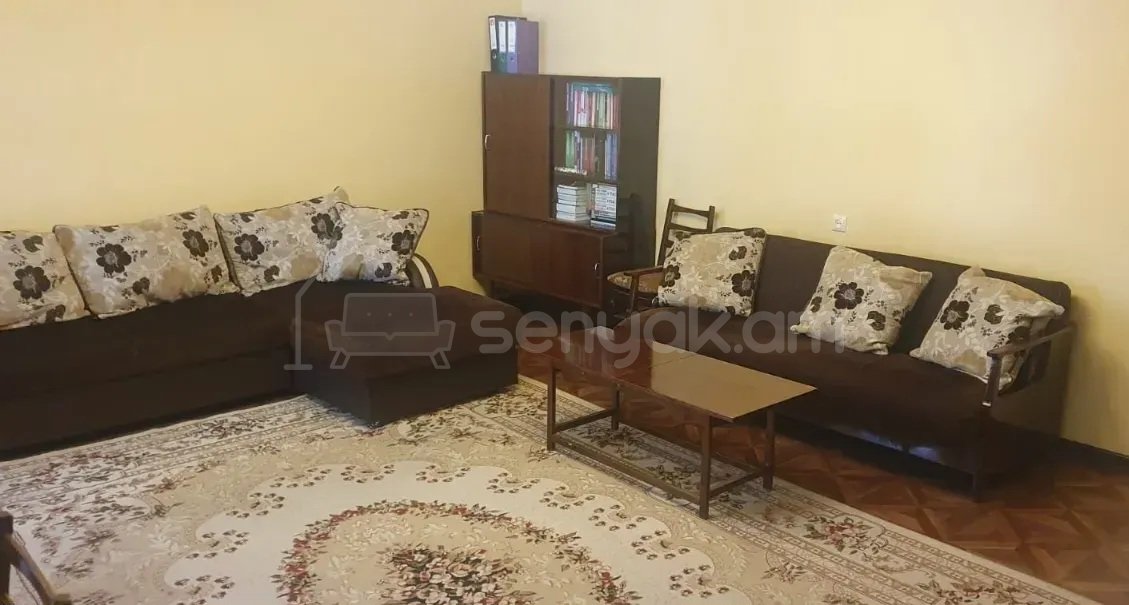 2 Սենյականոց Բնակարան Քարե Շենքում, 55քմ, 1/4 հարկ, Կապիտալ Վերանորոգված, Կահավորված