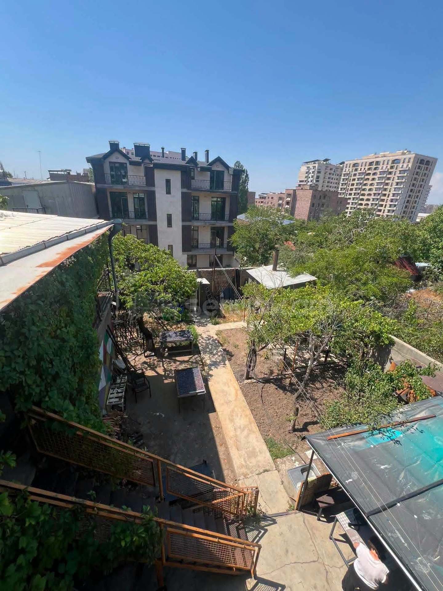 7 Սենյականոց Սեփական Տուն, 560քմ, Նորմալ Վիճակում, Ավտոտնակով