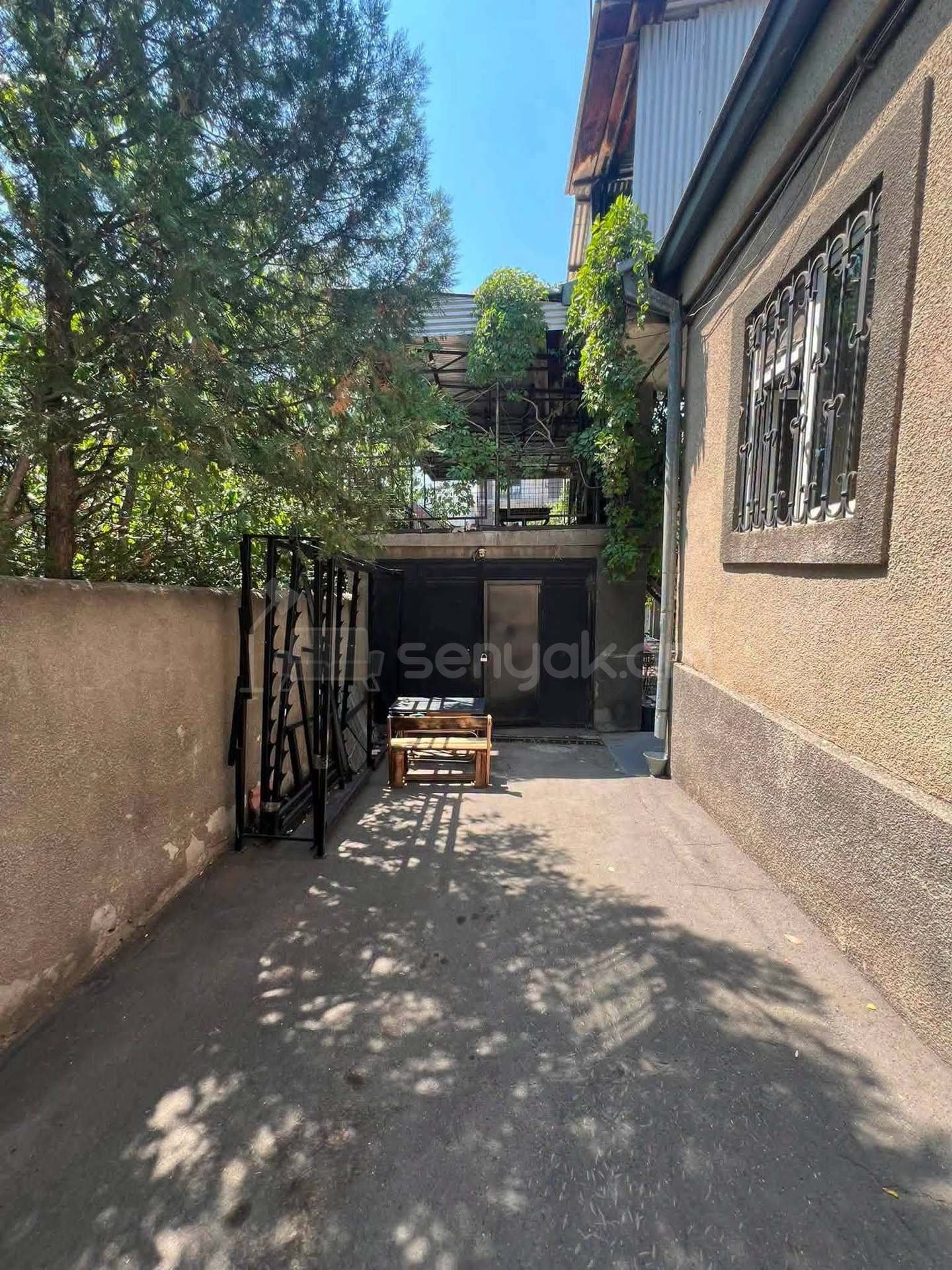 7 Սենյականոց Սեփական Տուն, 560քմ, Նորմալ Վիճակում, Ավտոտնակով