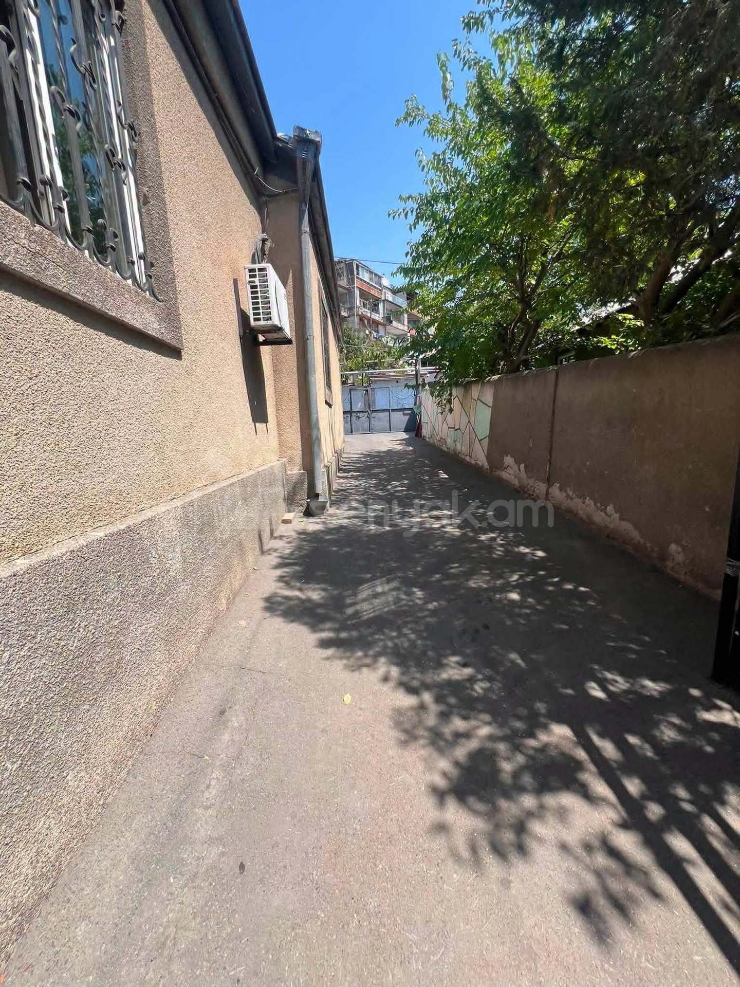 7 Սենյականոց Սեփական Տուն, 560քմ, Նորմալ Վիճակում, Ավտոտնակով