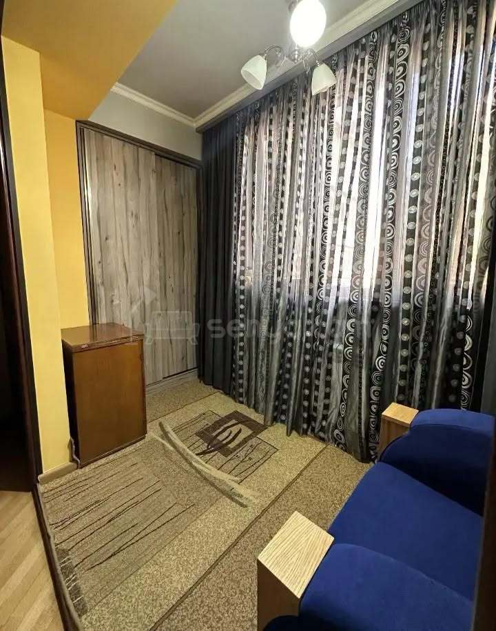 4 Սենյականոց Բնակարան, 8քմ, 2/16 հարկ, Կապիտալ Վերանորոգված