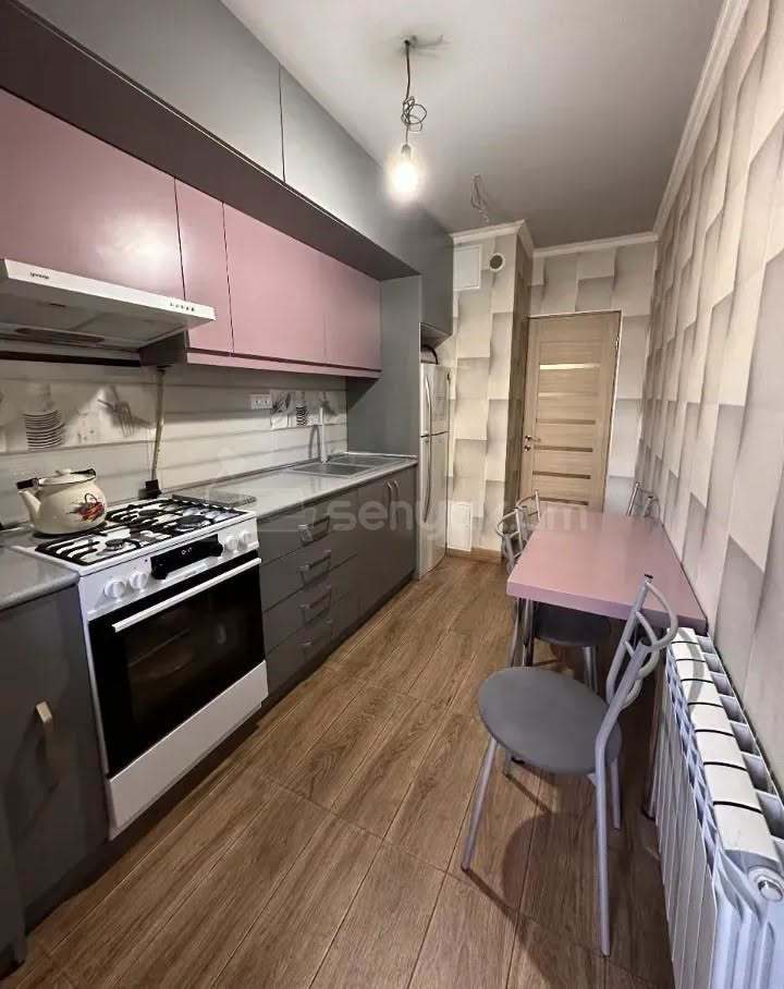4 Սենյականոց Բնակարան, 8քմ, 2/16 հարկ, Կապիտալ Վերանորոգված
