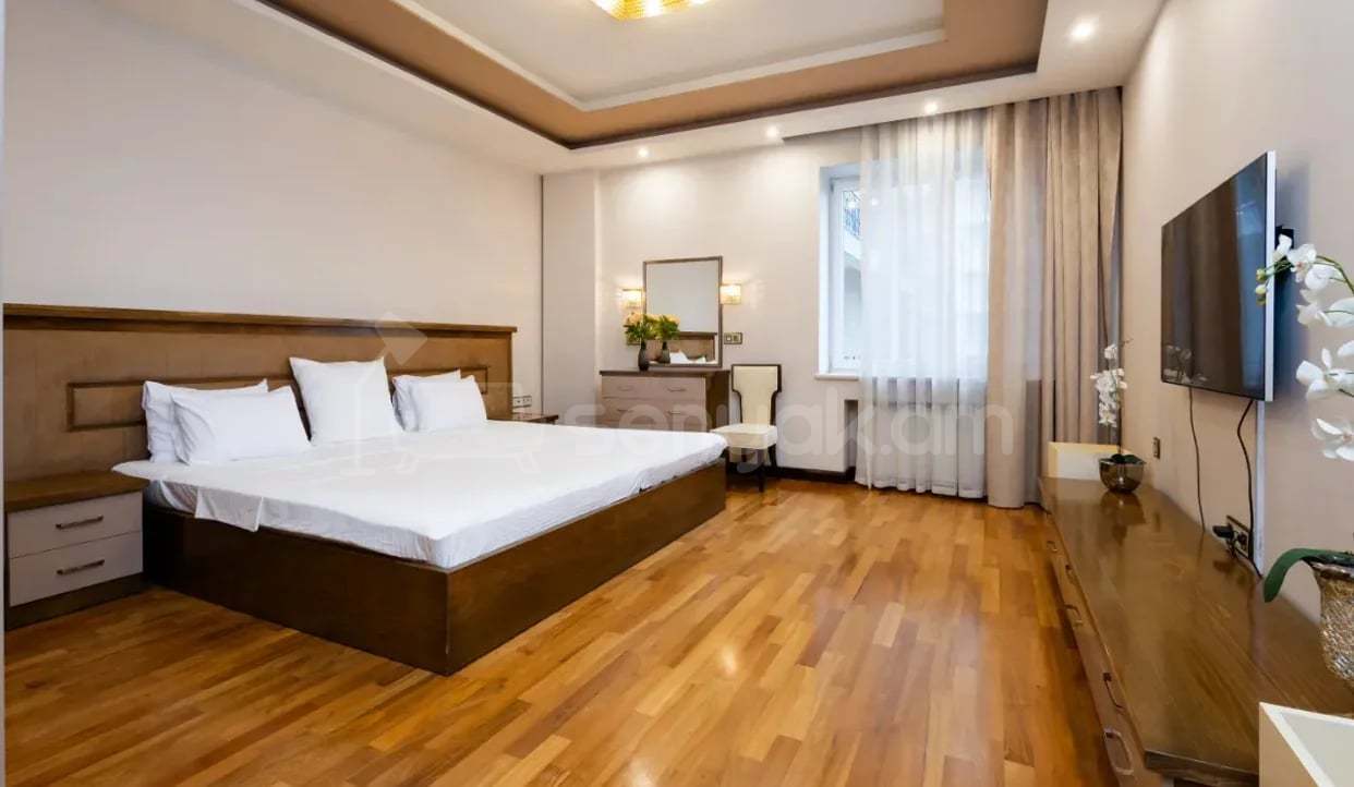 3 Սենյականոց Բնակարան Նորակառույցում, 115քմ, 7/15 հարկ, Կապիտալ Վերանորոգված