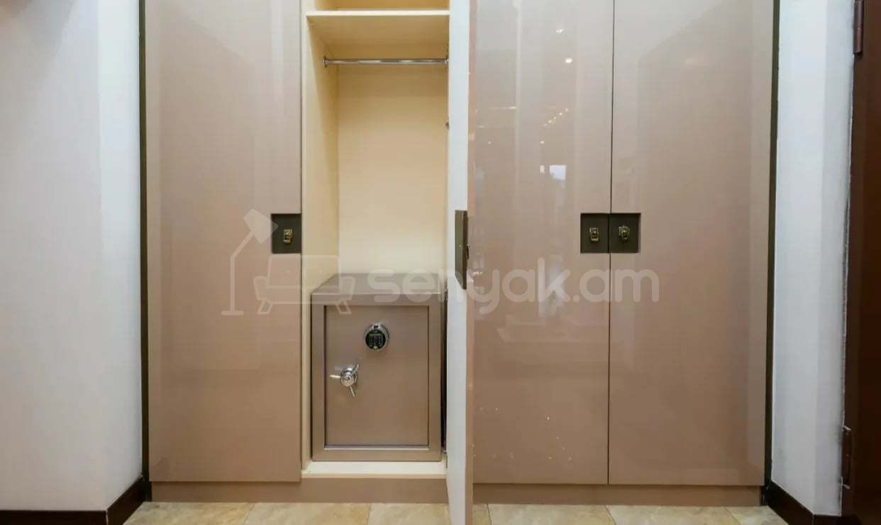 3 Սենյականոց Բնակարան Նորակառույցում, 115քմ, 7/15 հարկ, Կապիտալ Վերանորոգված