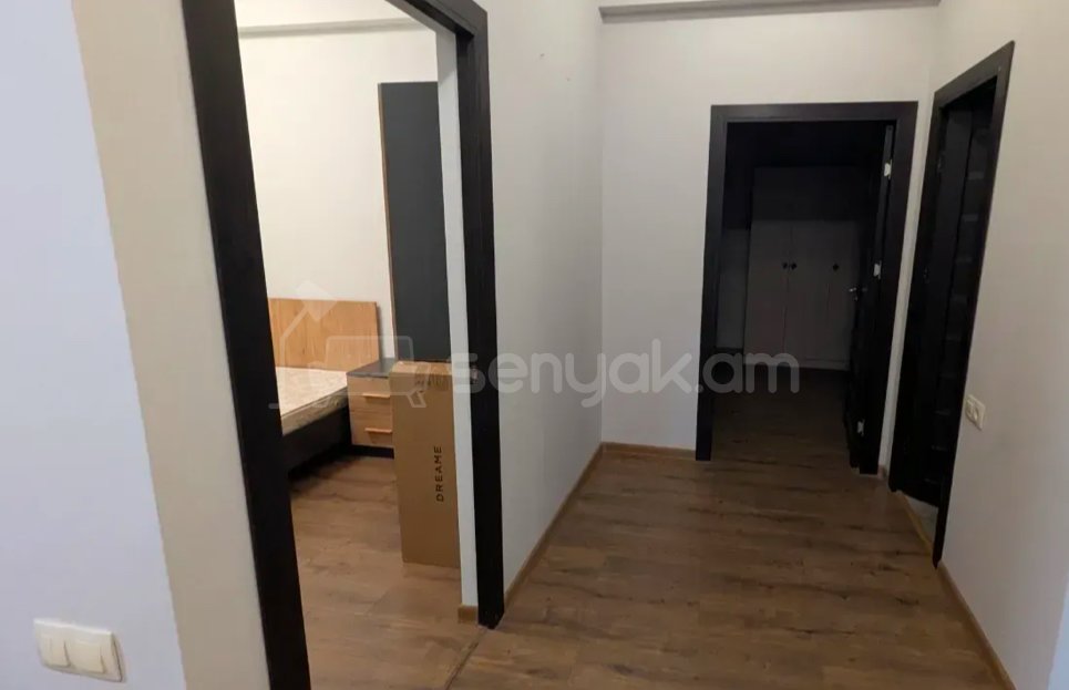3 Սենյականոց Բնակարան Նորակառույցում, 92քմ, 4/13 հարկ, Կապիտալ Վերանորոգված, Կահավորված