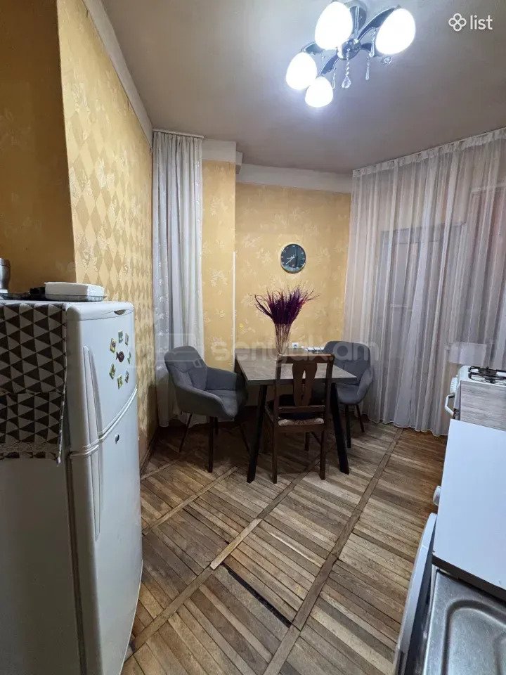1 Սենյականոց Բնակարան, 41քմ, 3/16 հարկ, Պետական Վիճակում