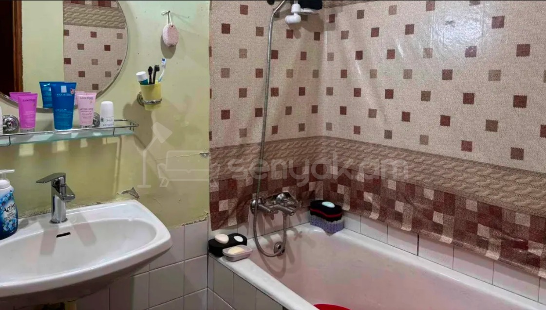 1 Սենյականոց Բնակարան, 41քմ, 3/16 հարկ, Պետական Վիճակում