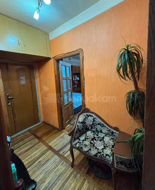 1 Սենյականոց Բնակարան, 41քմ, 3/16 հարկ, Պետական Վիճակում