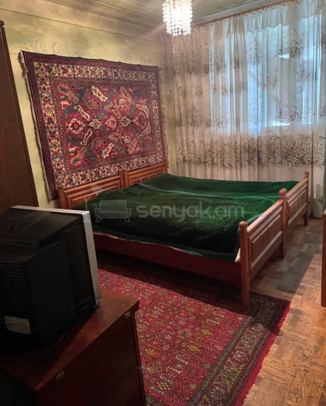 3 Սենյականոց Բնակարան Քարե Շենքում, 93քմ, 2/7 հարկ, Պետական Վիճակում