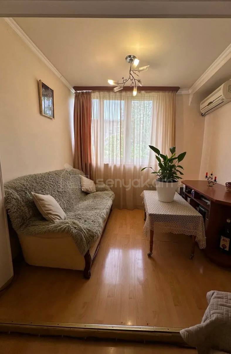 3 Սենյականոց Բնակարան Քարե Շենքում, 73քմ, 4/4 հարկ, Կոսմետիկ Վերանորոգված