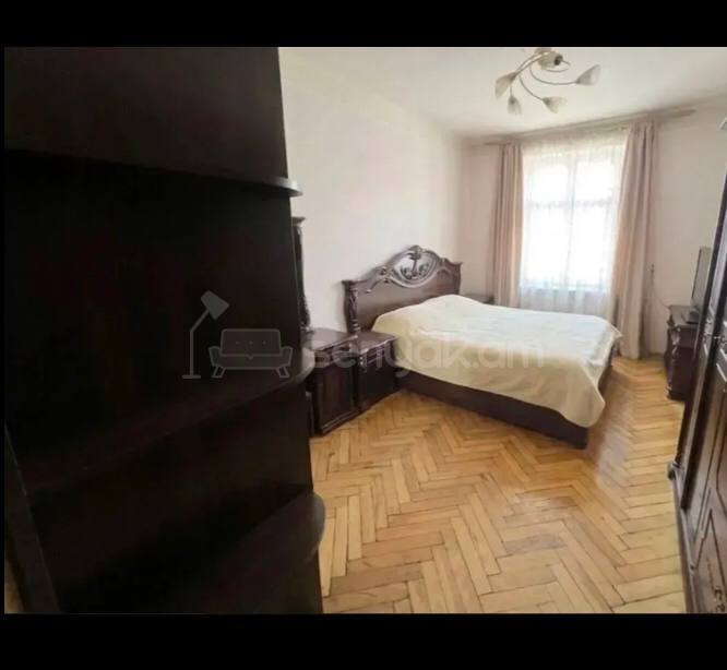 3 Սենյականոց Բնակարան Քարե Շենքում, 89քմ, 1/5 հարկ, Կոսմետիկ Վերանորոգված