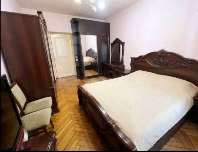 3 Սենյականոց Բնակարան Քարե Շենքում, 89քմ, 1/5 հարկ, Կոսմետիկ Վերանորոգված