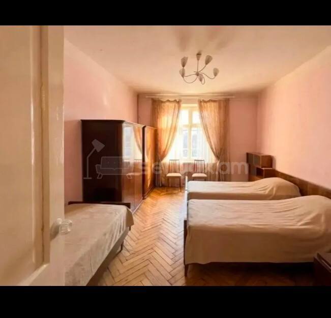 3 Սենյականոց Բնակարան Քարե Շենքում, 89քմ, 1/5 հարկ, Կոսմետիկ Վերանորոգված