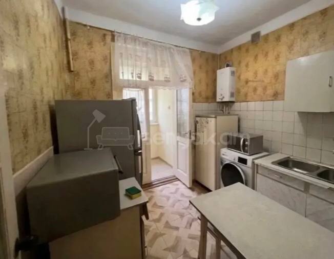 3 Սենյականոց Բնակարան Քարե Շենքում, 89քմ, 1/5 հարկ, Կոսմետիկ Վերանորոգված
