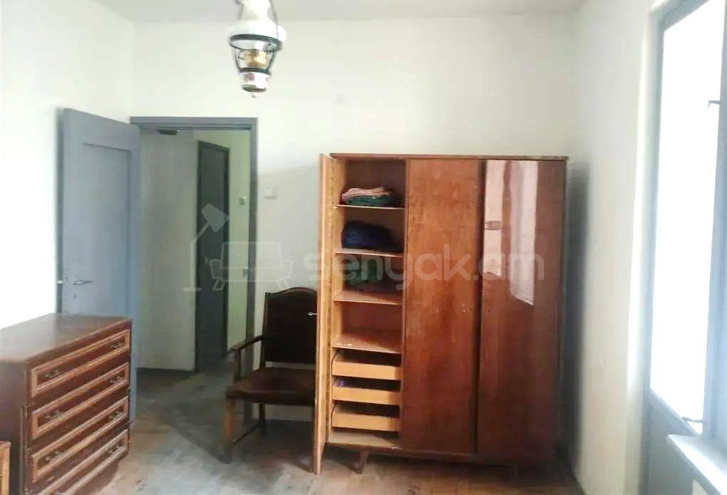 3 Սենյականոց Բնակարան, 89քմ, 8/15 հարկ, Նորմալ Վիճակում