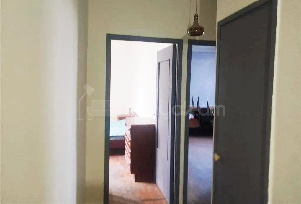 3 Սենյականոց Բնակարան, 89քմ, 8/15 հարկ, Նորմալ Վիճակում