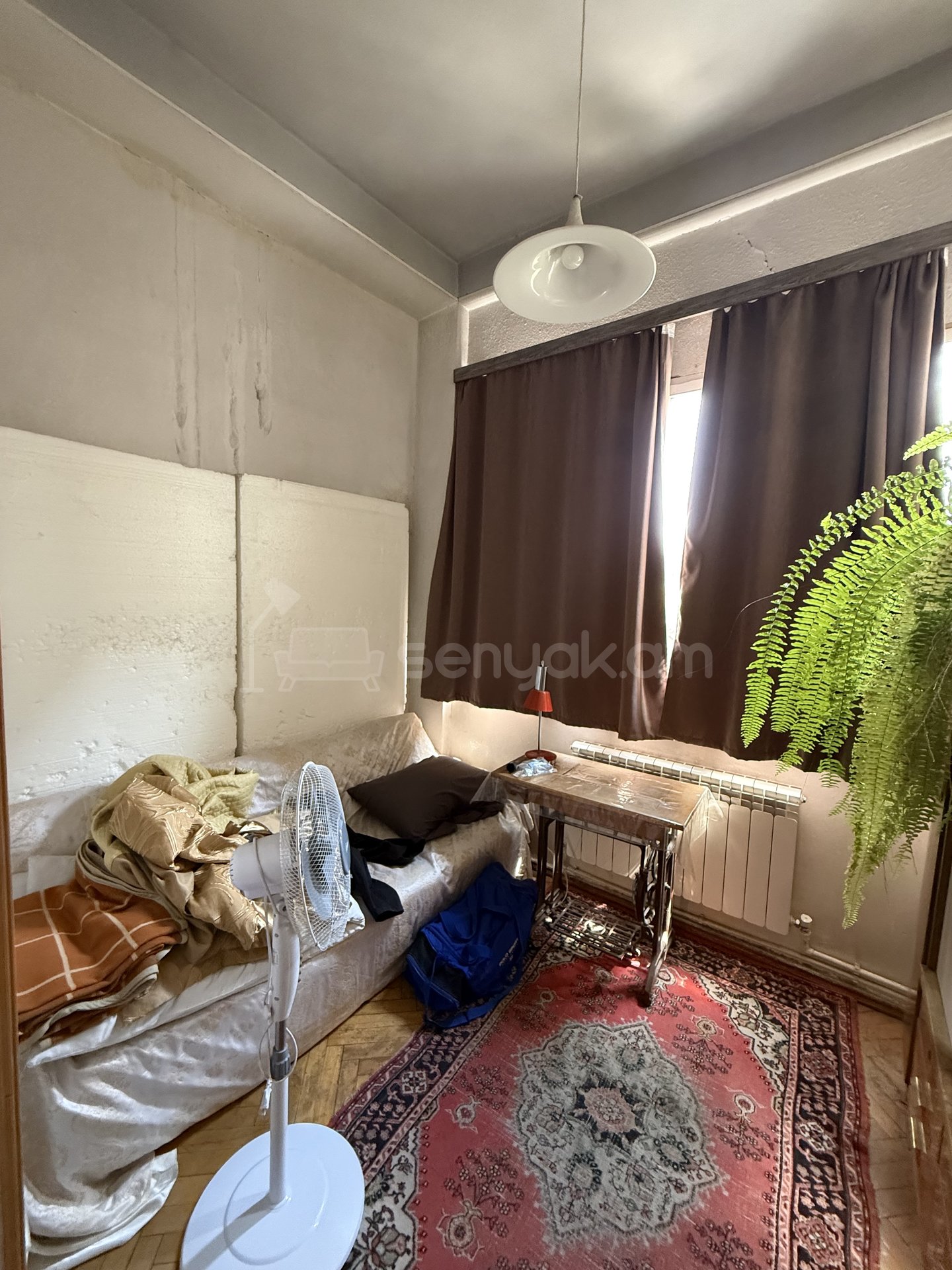 2 Սենյականոց Բնակարան Քարե Շենքում, 82քմ, 2/5 հարկ, Պետական Վիճակում