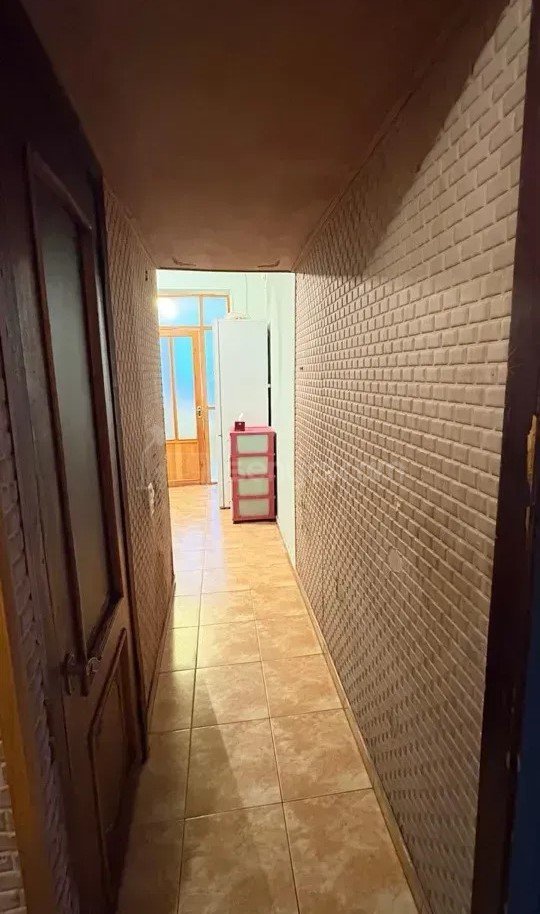 2 Սենյականոց Բնակարան Քարե Շենքում, 55քմ, 1/4 հարկ, Նորմալ Վիճակում