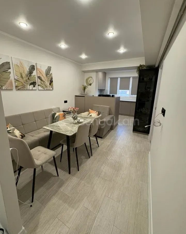 2 Սենյականոց Բնակարան, 34քմ, 11/14 հարկ, Կապիտալ Վերանորոգված