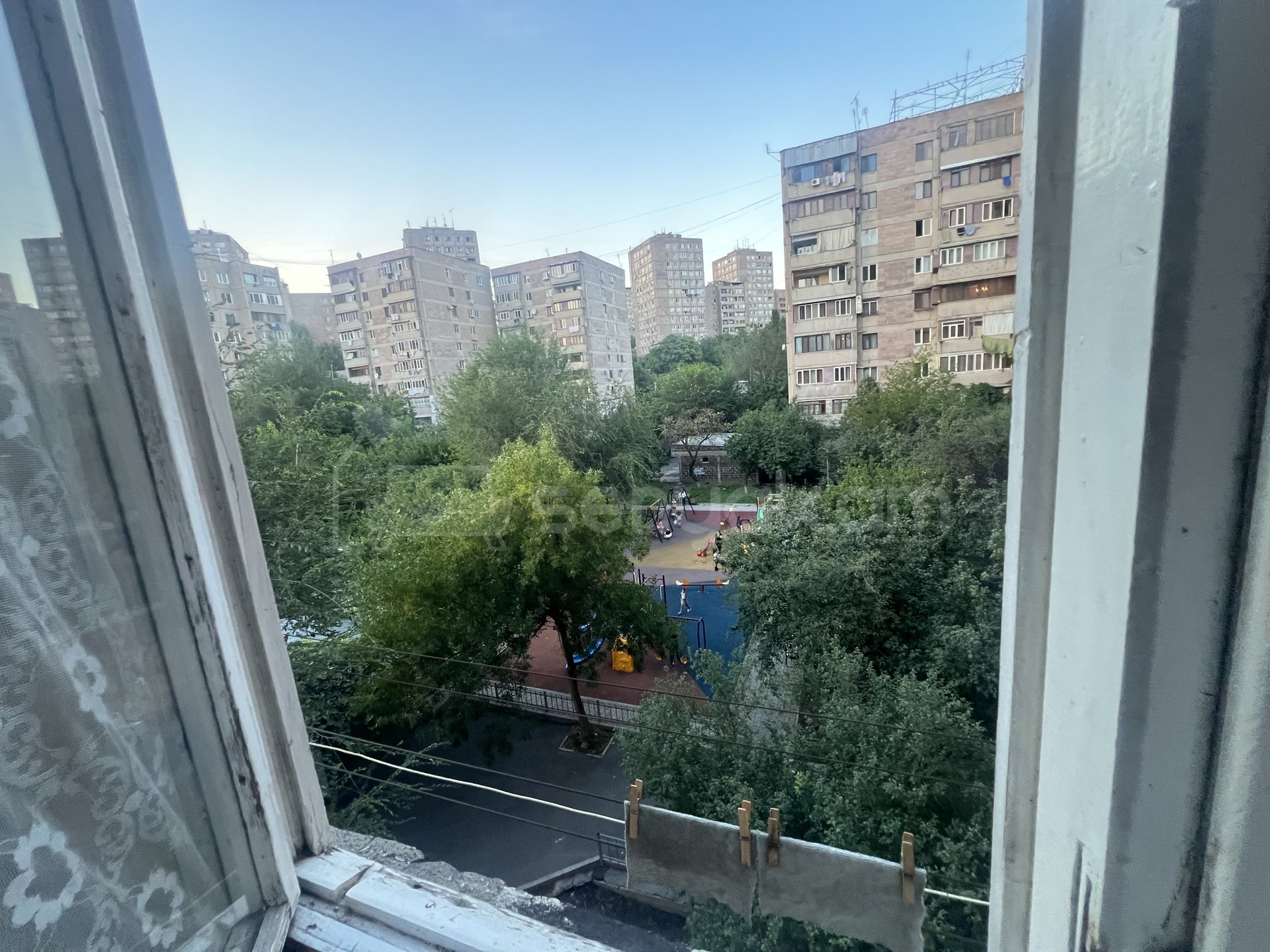 3 Սենյականոց Բնակարան, 78քմ, 4/9 հարկ, Նորմալ Վիճակում