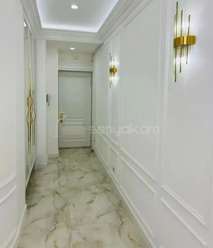 3 Սենյականոց Բնակարան Նորակառույցում, 135քմ, 12/15 հարկ, Դիզայներական Վերանորոգված