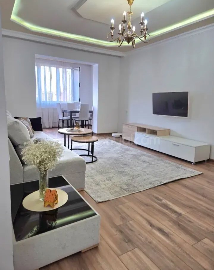4 Սենյականոց Բնակարան, 100քմ, 9/9 հարկ, Դիզայներական Վերանորոգված, Կահավորված