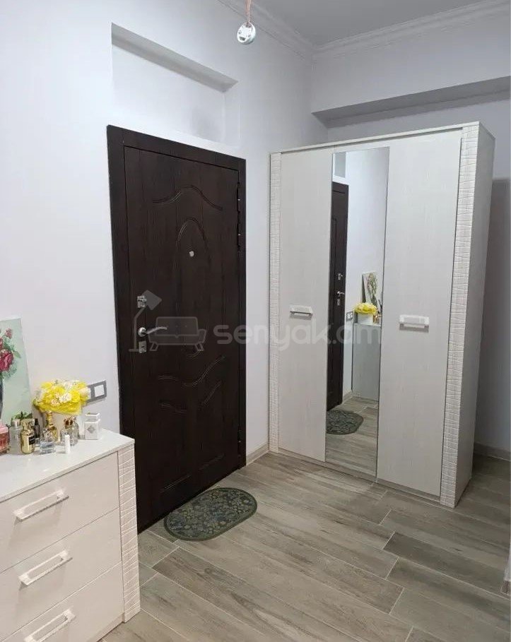 2 Սենյականոց Բնակարան, 50քմ, 2/16 հարկ, Դիզայներական Վերանորոգված, Կահավորված, Արևկող
