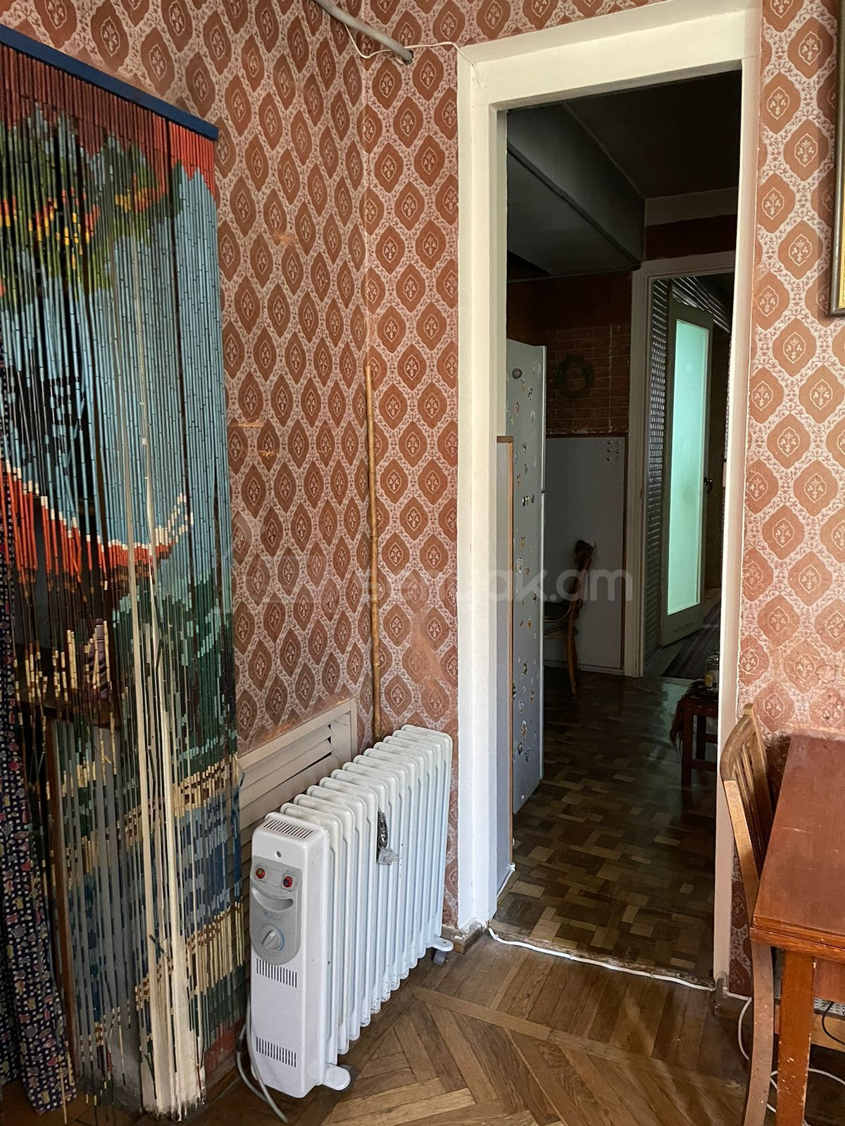 4 Սենյականոց Բնակարան Քարե Շենքում, 120քմ, 5/5 հարկ, Պետական Վիճակում