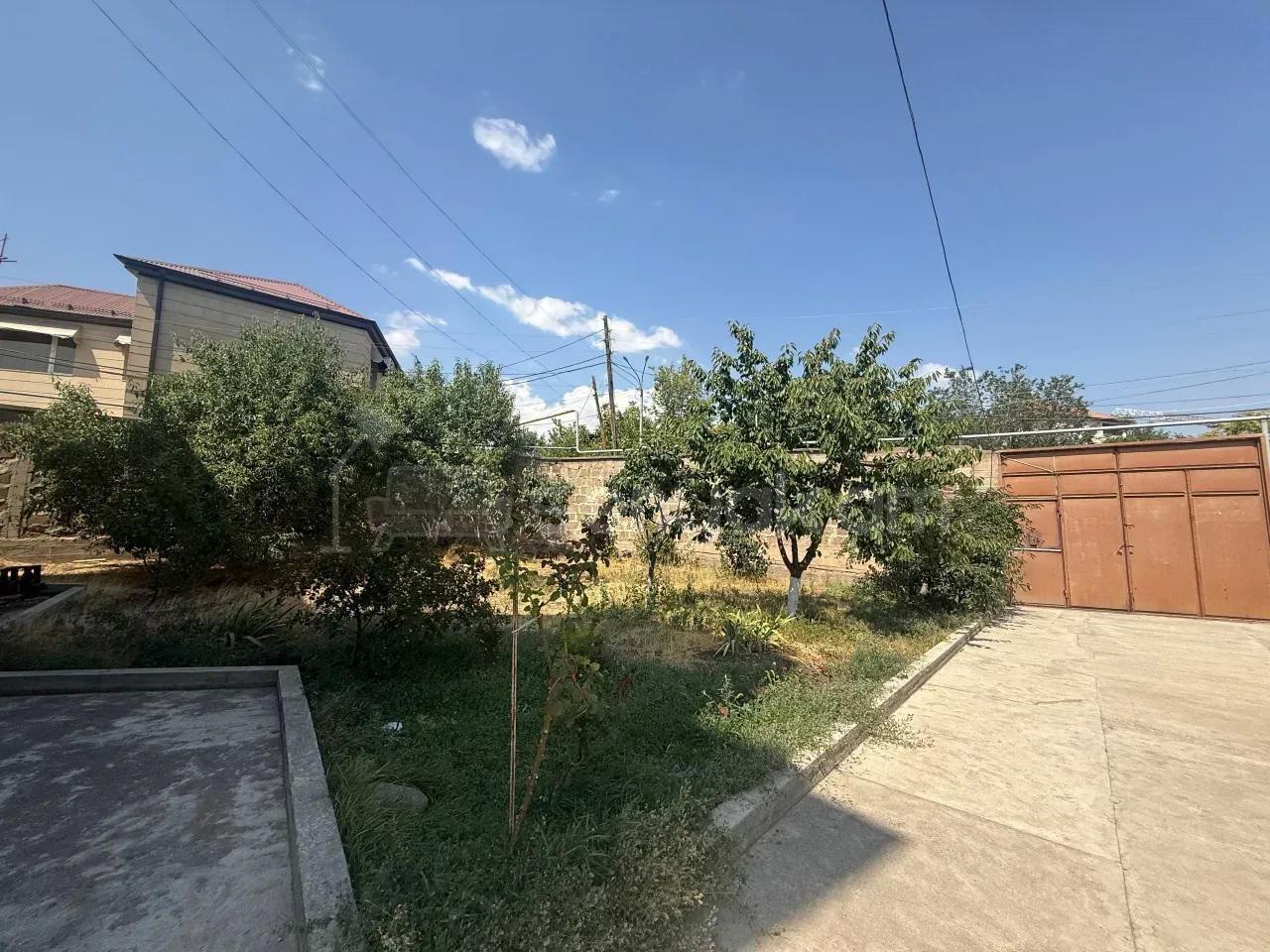 7 Սենյականոց Շքեղ Առանձնատուն, 447քմ, Ավտոտնակով