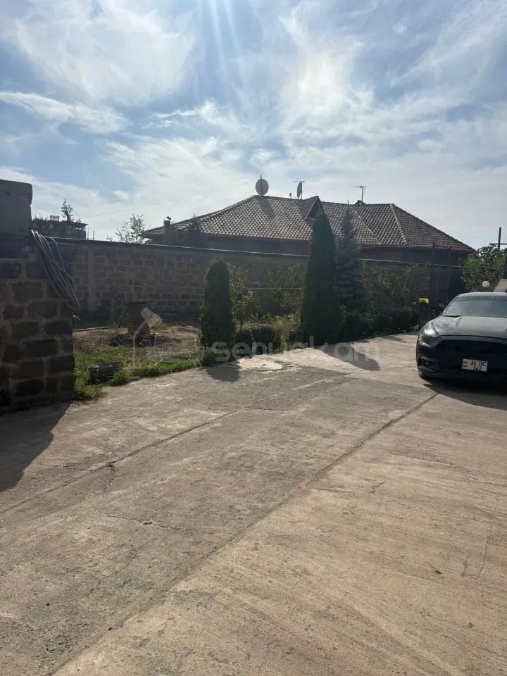 7 Սենյականոց Շքեղ Առանձնատուն, 447քմ, Ավտոտնակով
