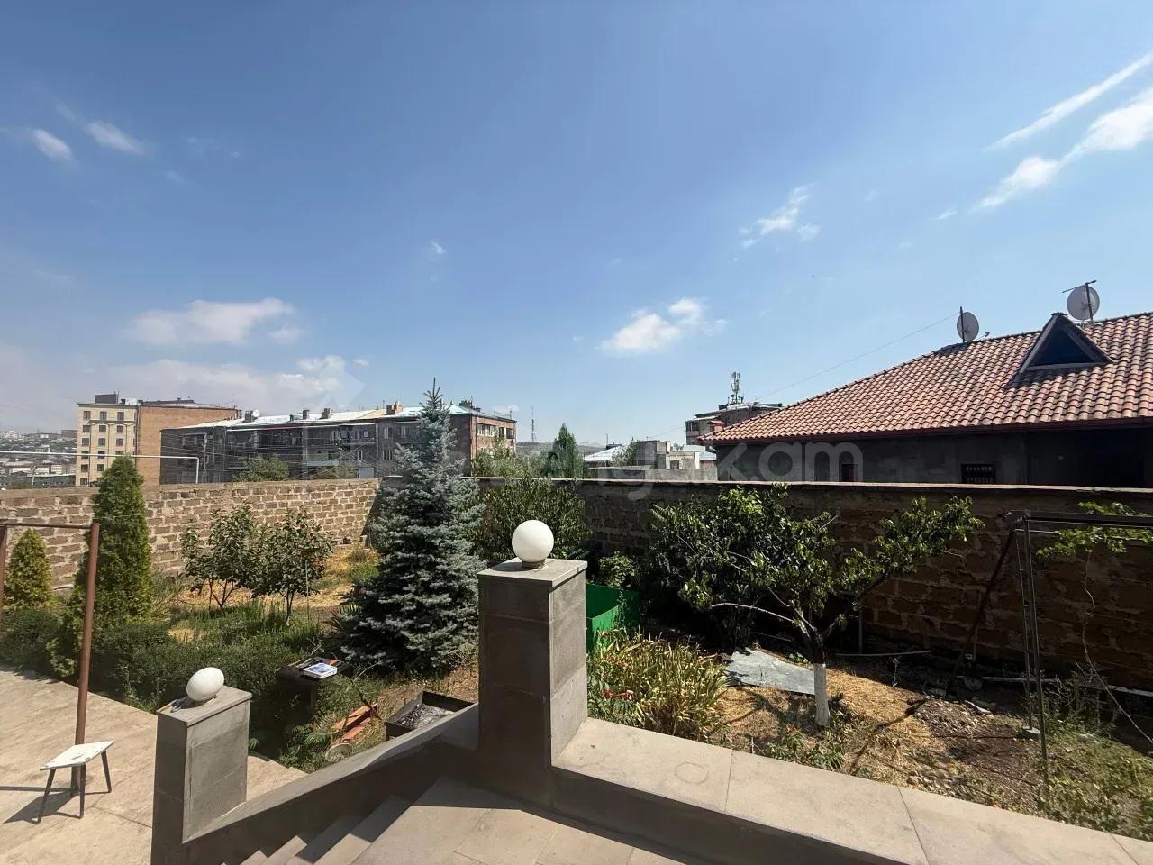 7 Սենյականոց Շքեղ Առանձնատուն, 447քմ, Ավտոտնակով