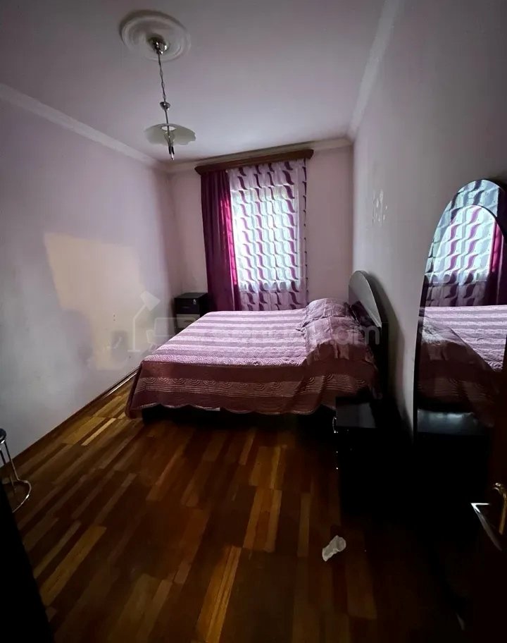 3 Սենյականոց Բնակարան, 80քմ, 1/9 հարկ, Նորմալ Վիճակում