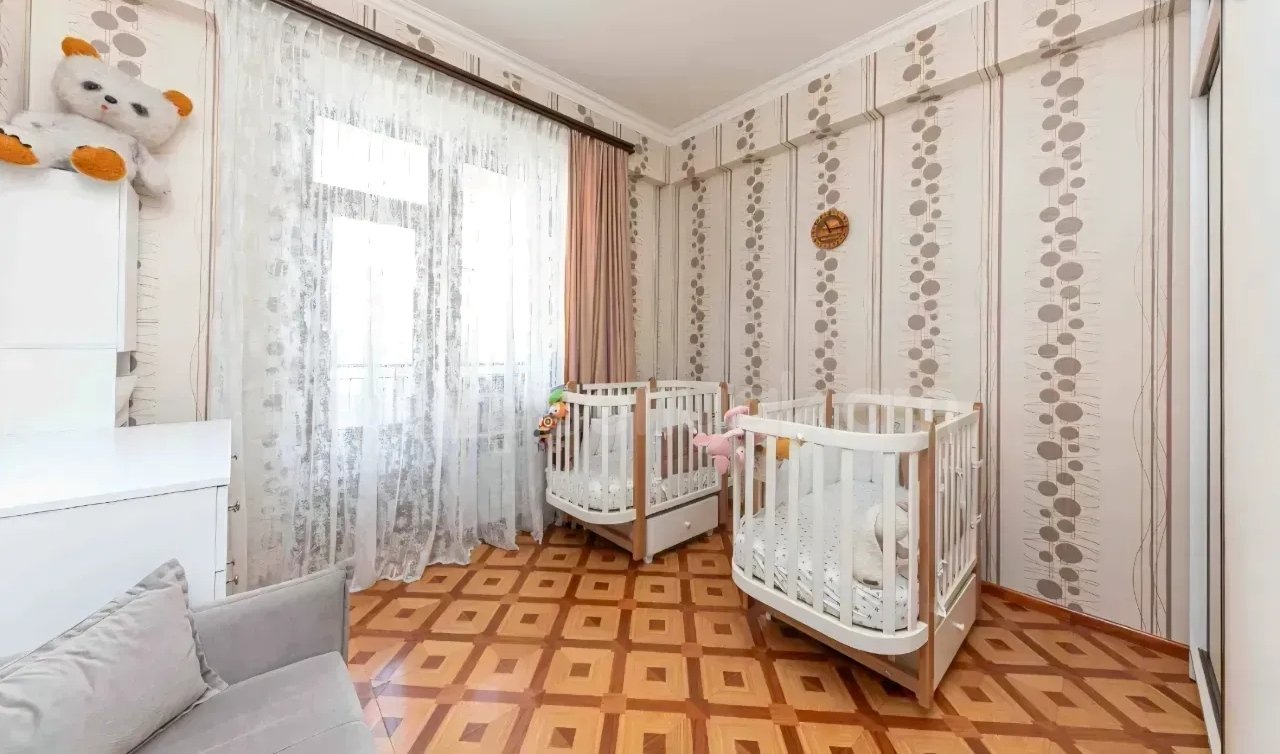 3 Սենյականոց Բնակարան Նորակառույցում, 81քմ, 11/12 հարկ, Կապիտալ Վերանորոգված