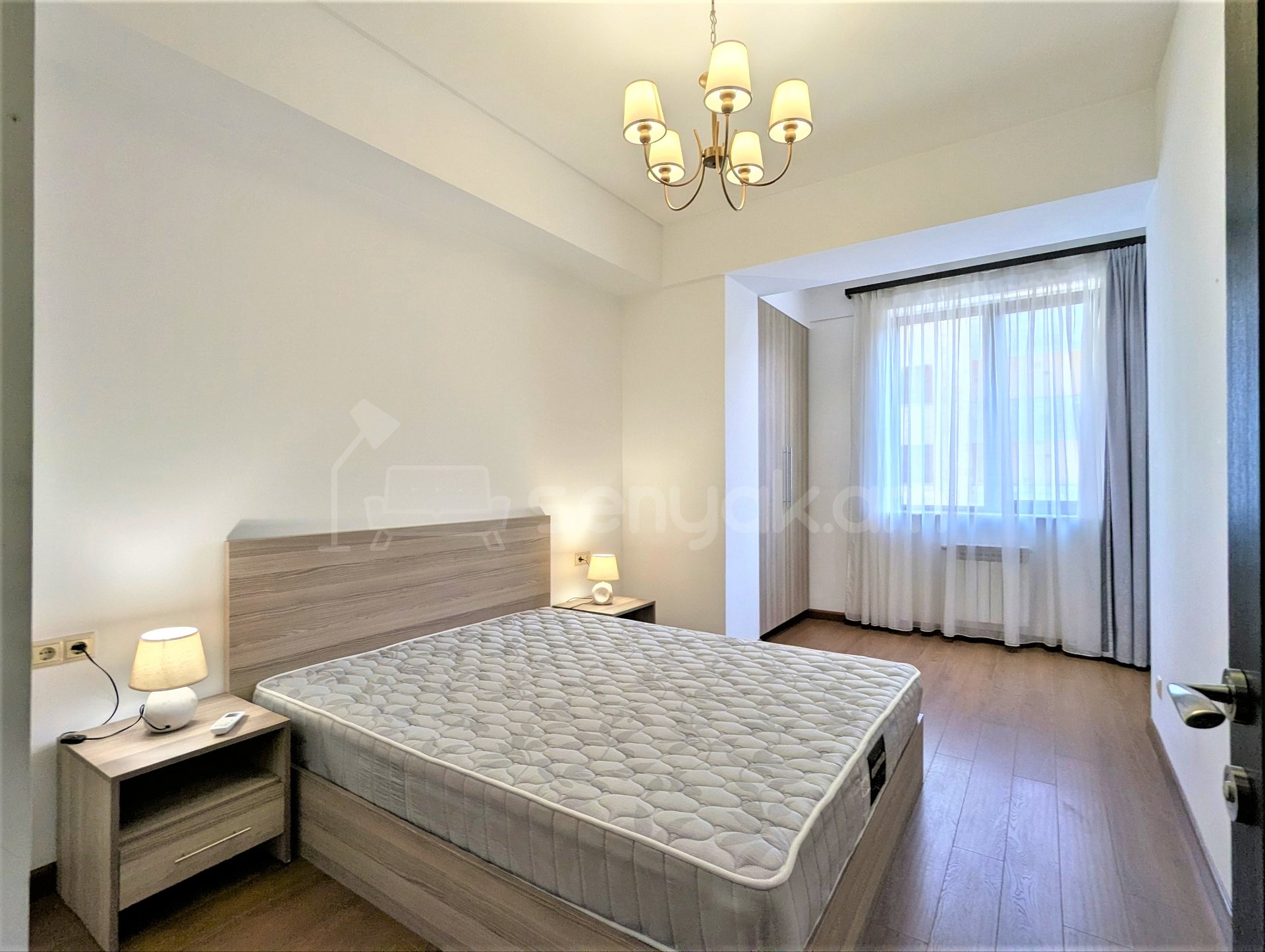 2 Սենյականոց Բնակարան, 55քմ, 9/15 հարկ, Դիզայներական Վերանորոգված, Կահավորված, Արևկող