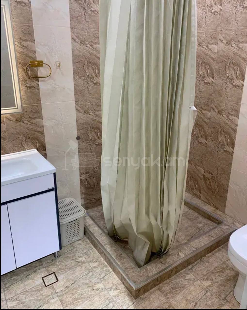 4 Սենյականոց Բնակարան Նորակառույցում, 96քմ, 10/16 հարկ, Կապիտալ Վերանորոգված, Կահավորված, Արևկող