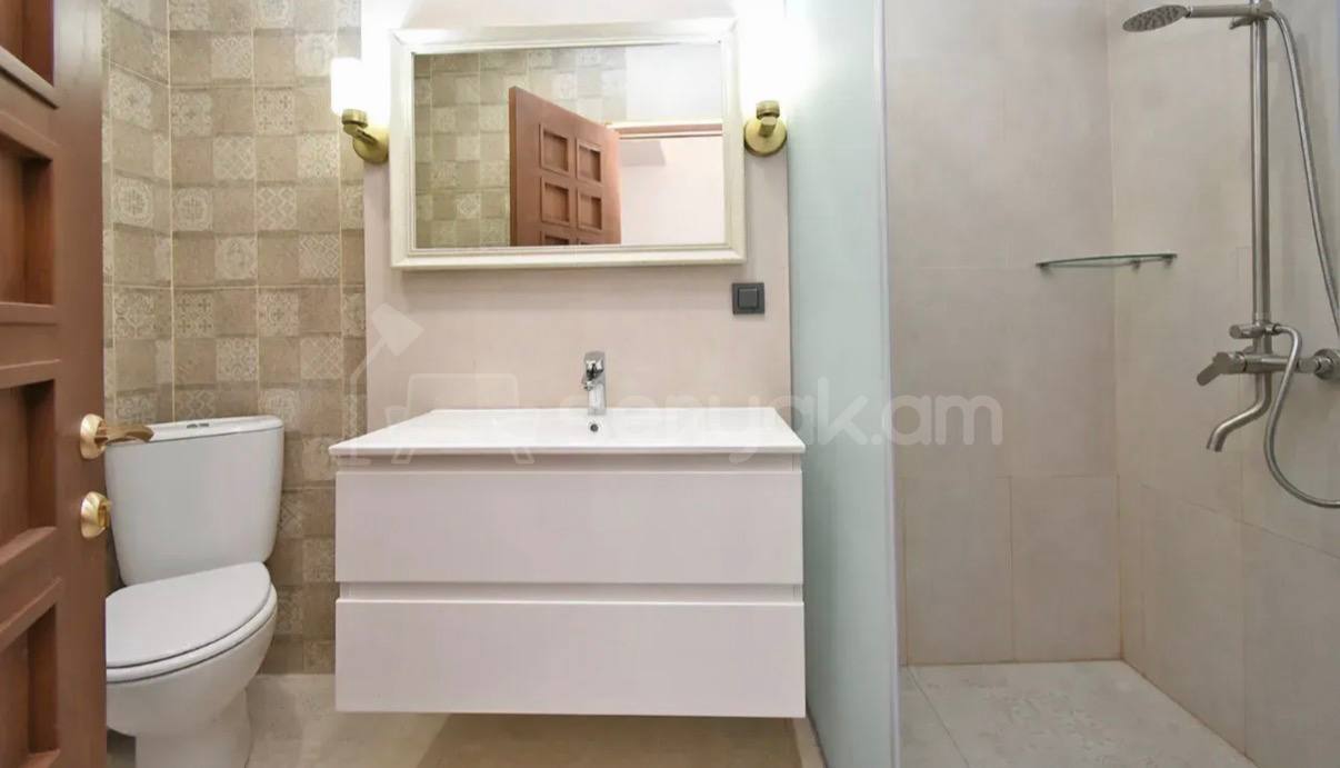 2 Սենյականոց Բնակարան, 75քմ, 9/13 հարկ, Կապիտալ Վերանորոգված, Կահավորված