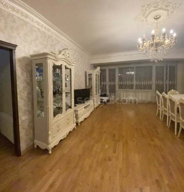 3 Սենյականոց Բնակարան Նորակառույցում, 112քմ, 4/12 հարկ, Կապիտալ Վերանորոգված