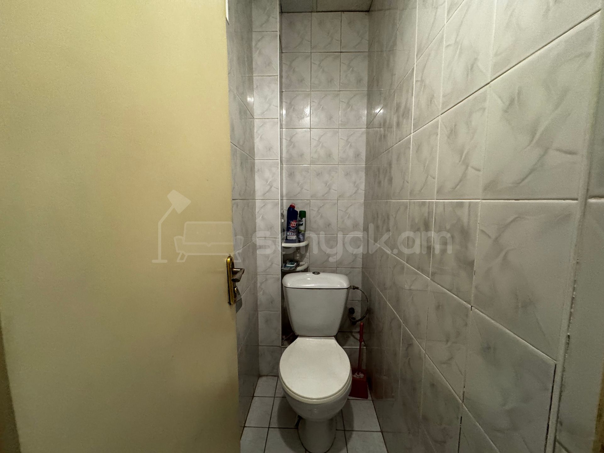 2 Սենյականոց Բնակարան Քարե Շենքում, 63քմ, 2/5 հարկ, Կոսմետիկ Վերանորոգված