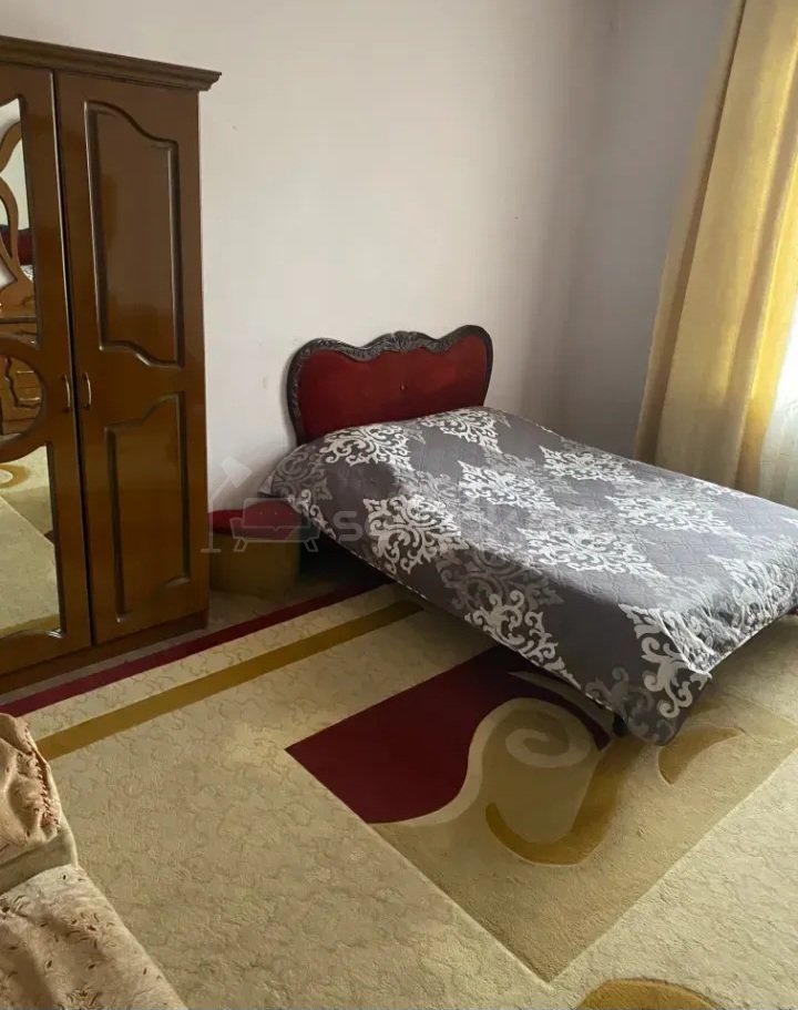 2 Սենյականոց Բնակարան Քարե Շենքում, 74քմ, 2/5 հարկ, Կապիտալ Վերանորոգված, Կահավորված