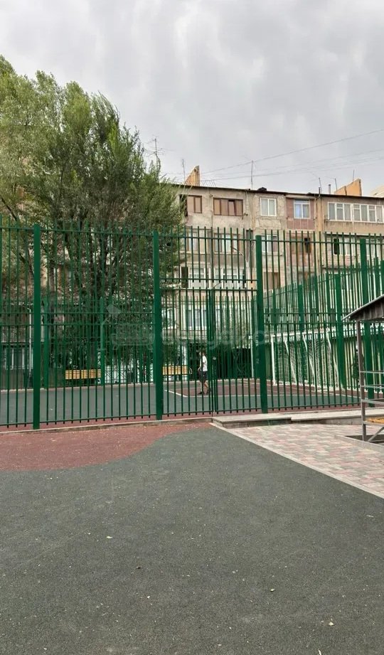 3 Սենյականոց Բնակարան Քարե Շենքում, 68քմ, 4/5 հարկ, Կապիտալ Վերանորոգված, Կահավորված