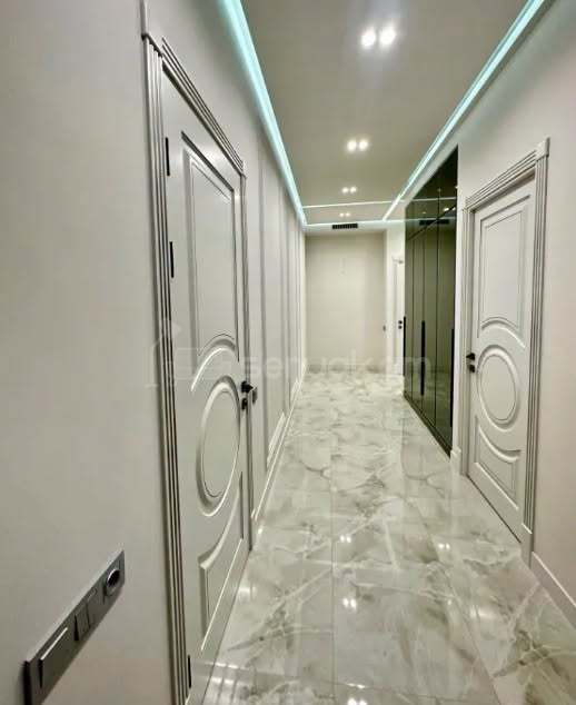 3 Սենյականոց Բնակարան Նորակառույցում, 95քմ, 5/14 հարկ, Կապիտալ Վերանորոգված