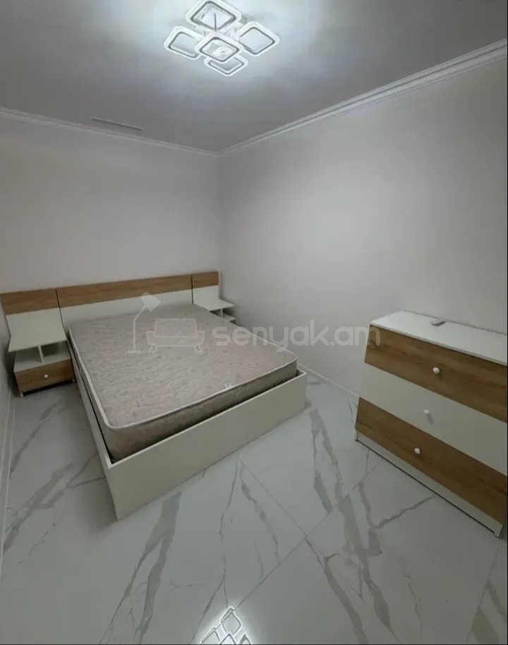 3 Սենյականոց Սեփական Տուն, 10քմ, Կապիտալ Վերանորոգված, Կահավորված